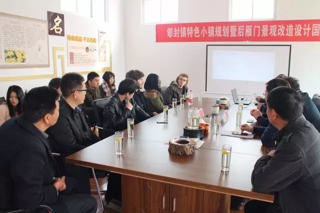 一批批參觀團(tuán)為何頻頻到云臺冰菊基地參觀？